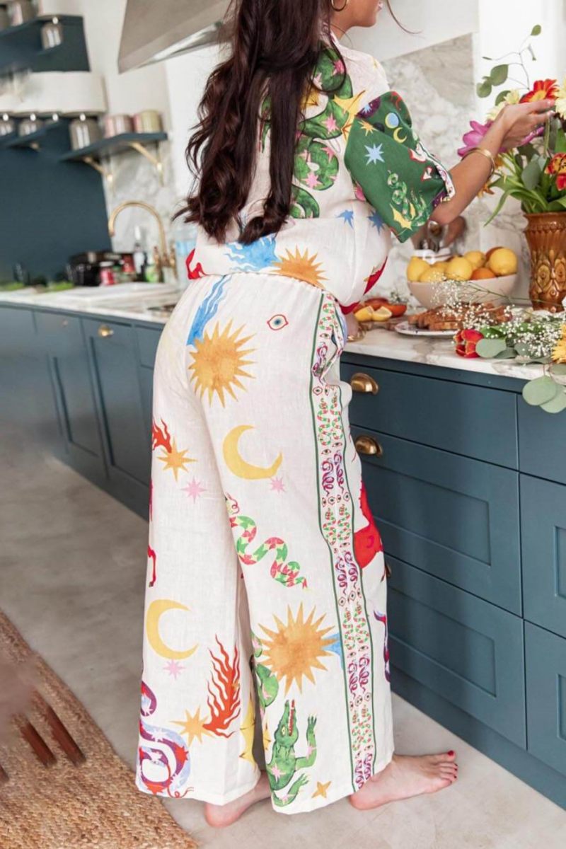 Desenli Baskı Kısa Kollu Bol Gömlek Ve Elastik Bel Pantolon Takımı