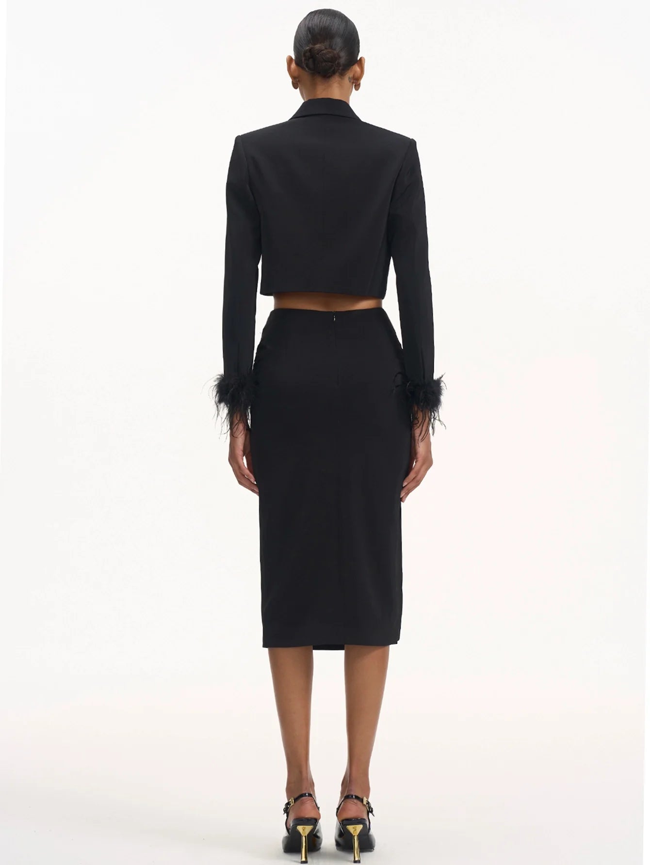 Tüy İşlemeli Blazer Ve Etek Takımı