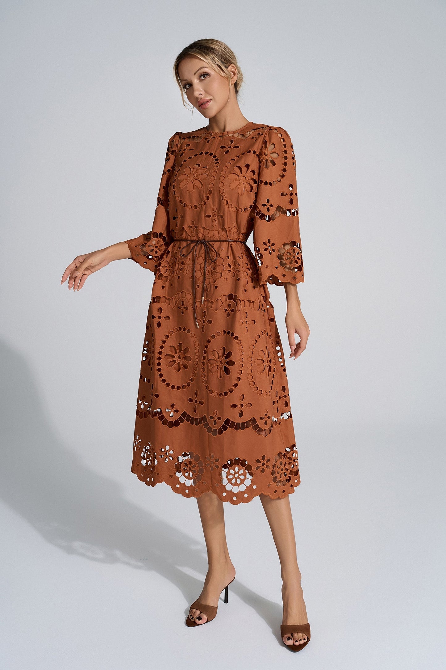 Sheila Dantelli Hollow Midi Elbise