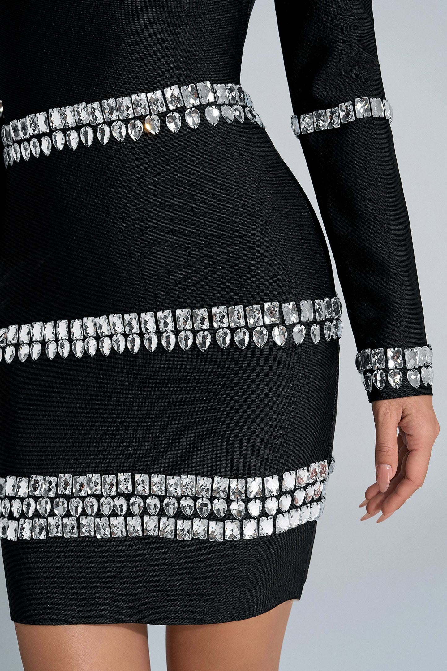 Elva Siyah Elmas Uzun Kollu Mini Etek