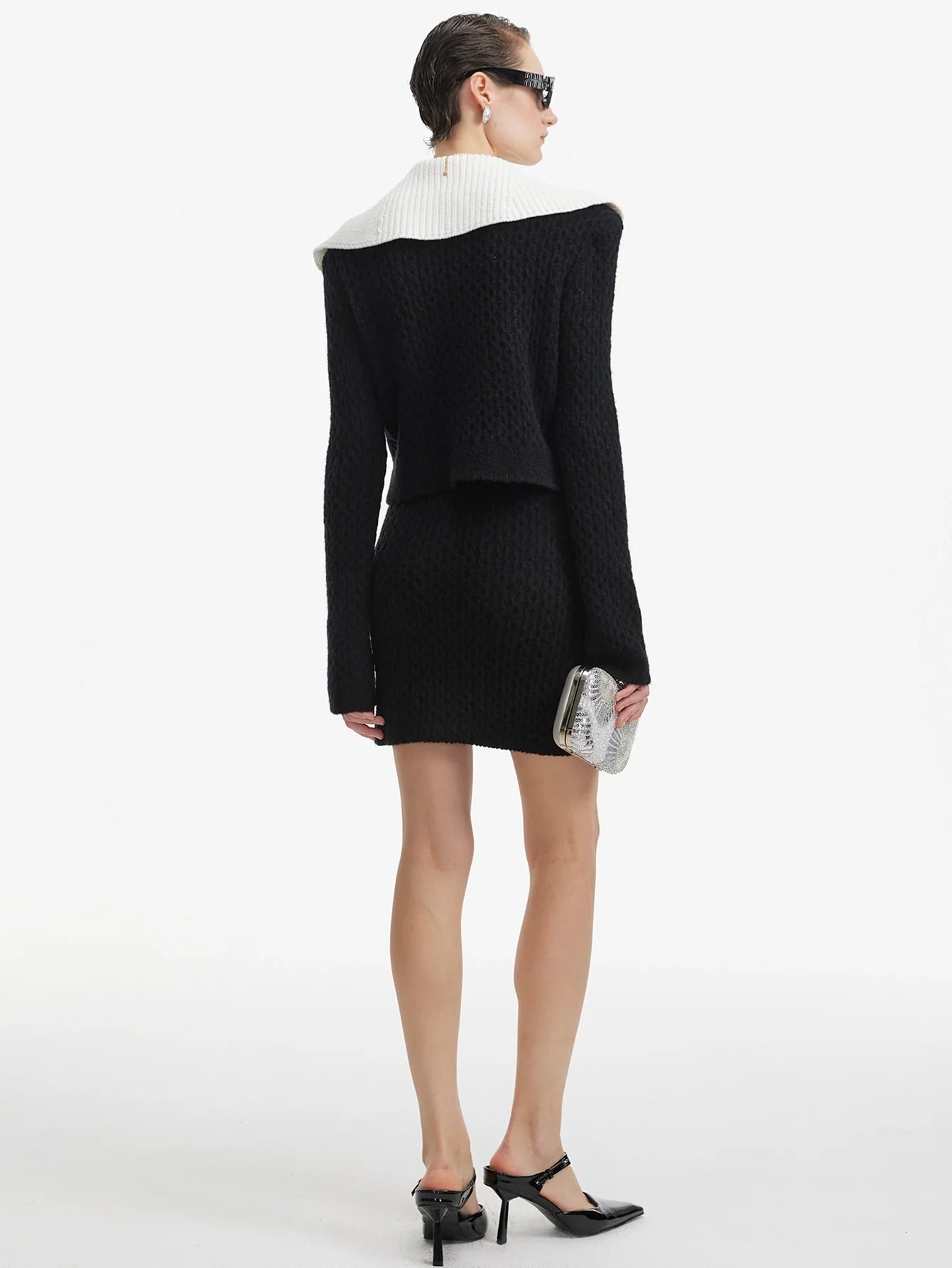 Altın Düğmeli Örme Ceket Ve Etek Takımı