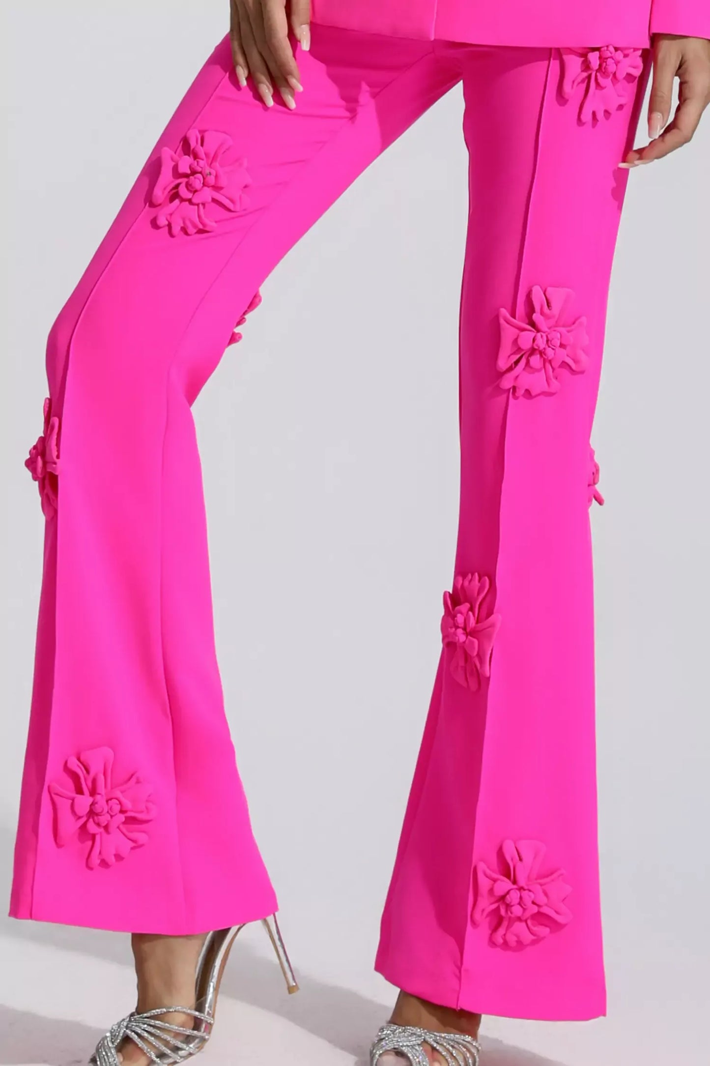 Ari Pembe Jakarlı Çiçek Blazer Takımı