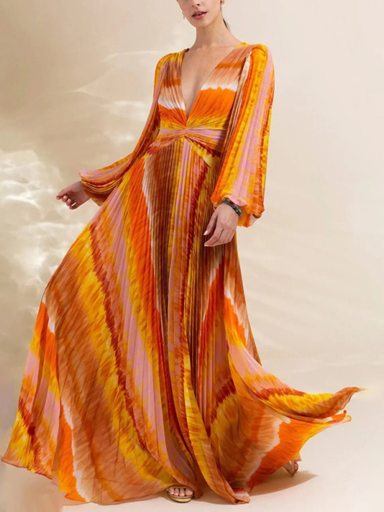 Zarif Batik Pileli Mayo Ve Etek Takımı