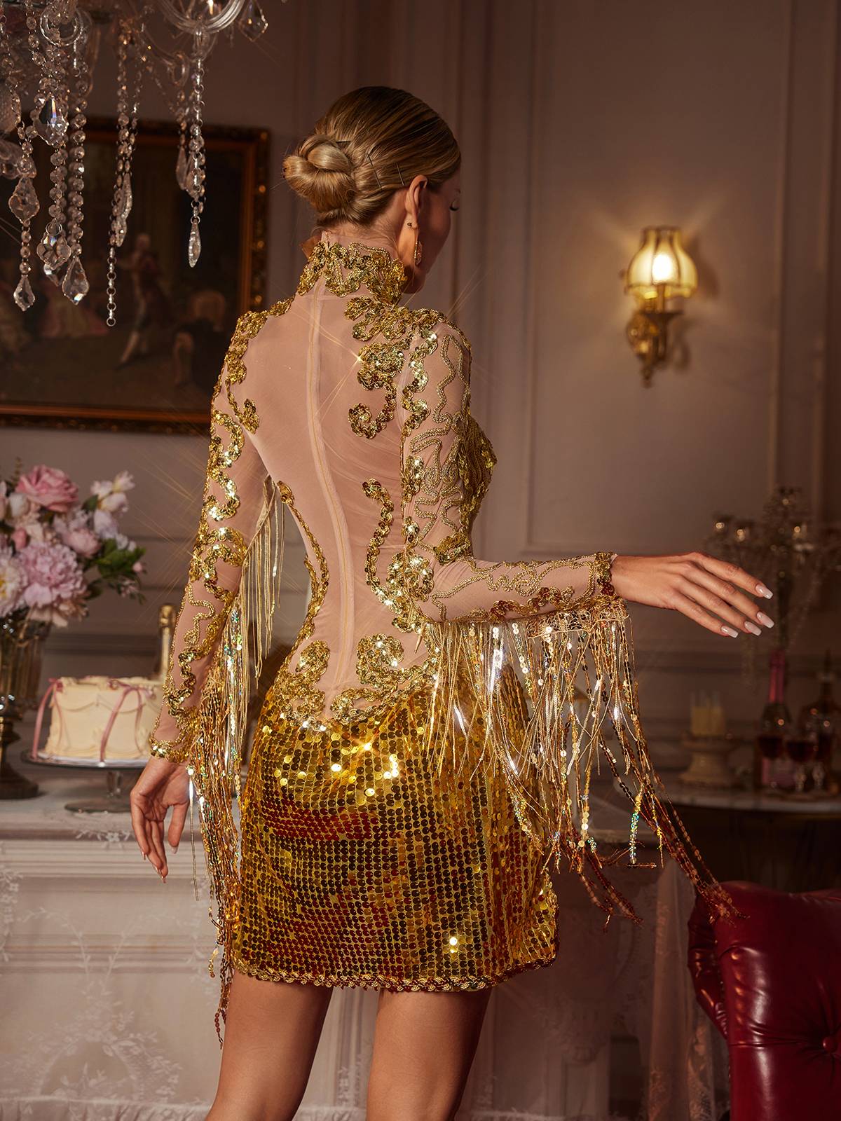 Altın Braychan Süslüli Saçaklı Bölünmüş Mini Elbise