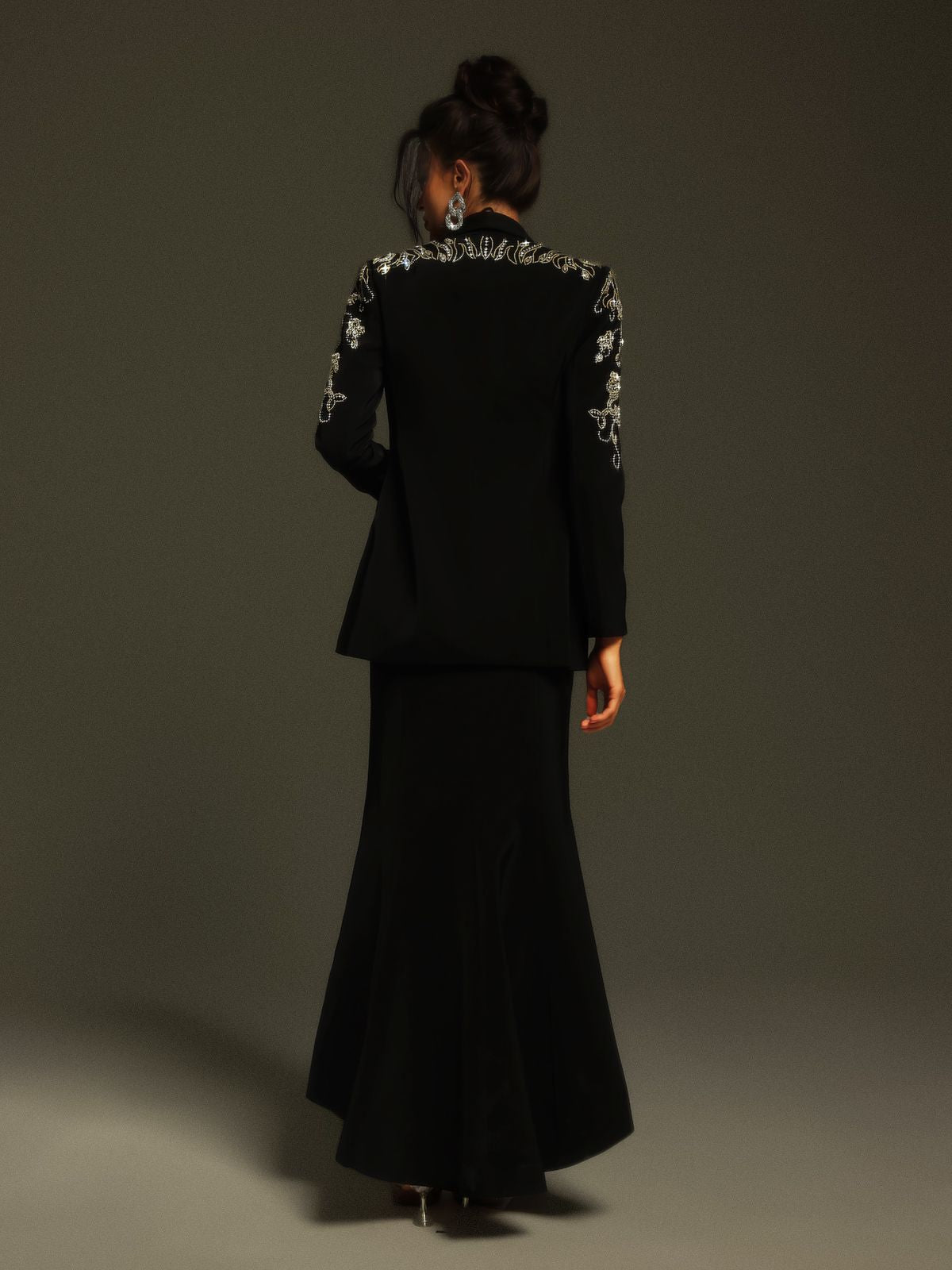 Charelle Uzun Kollu Taşlı Blazer Takımı