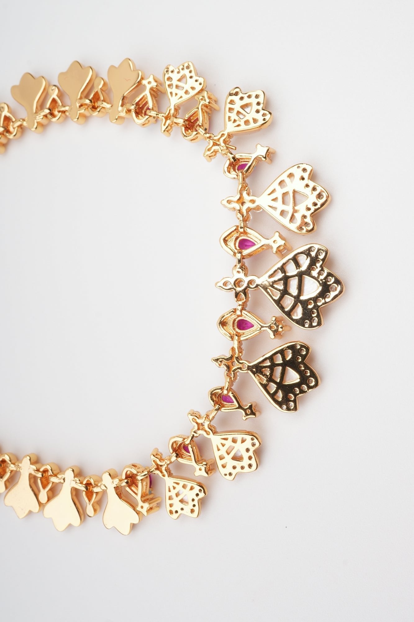 Harmoni Kırmızı Elmas Kolye