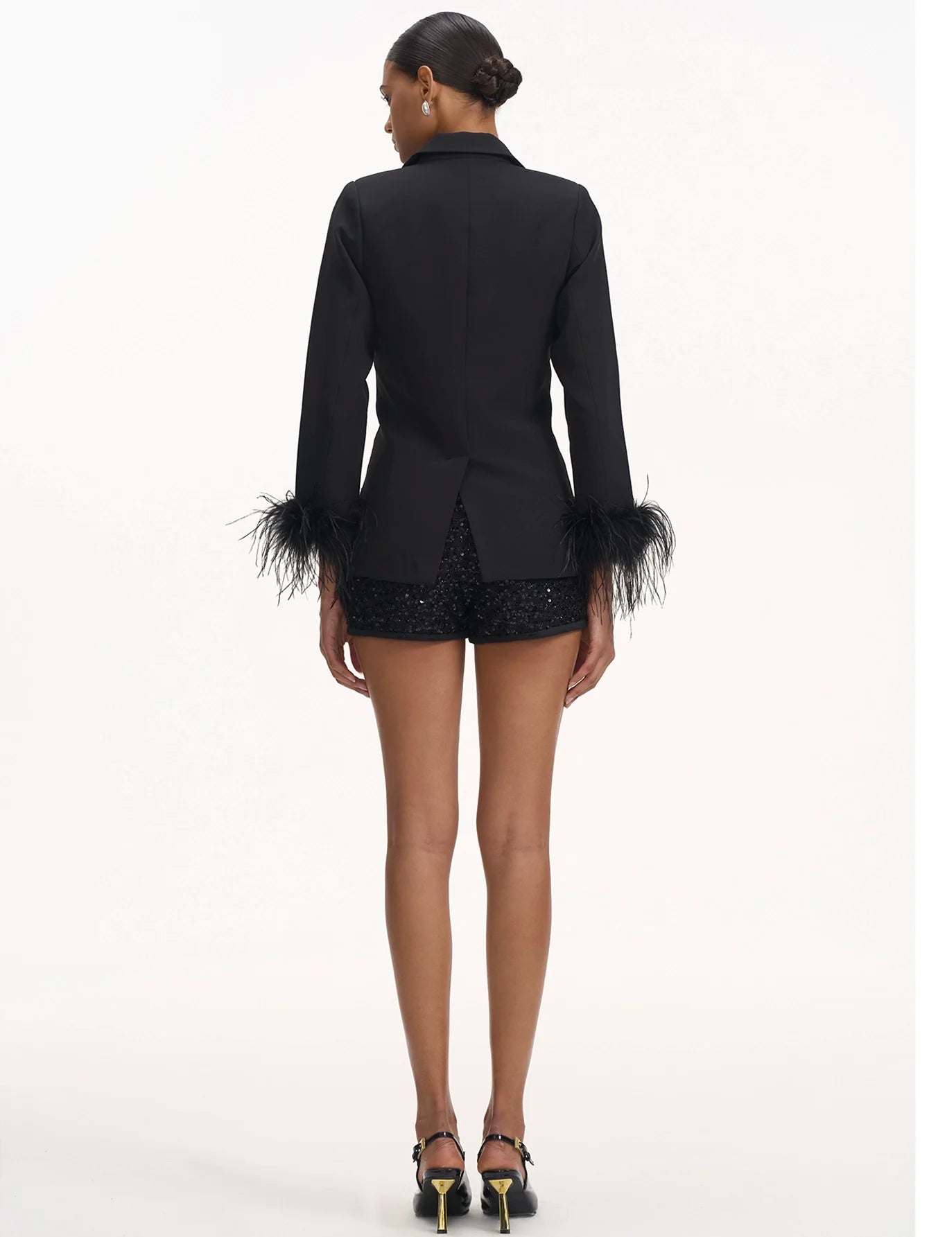 Tüylü Manşetlere Sahip Özel Dikim Blazer