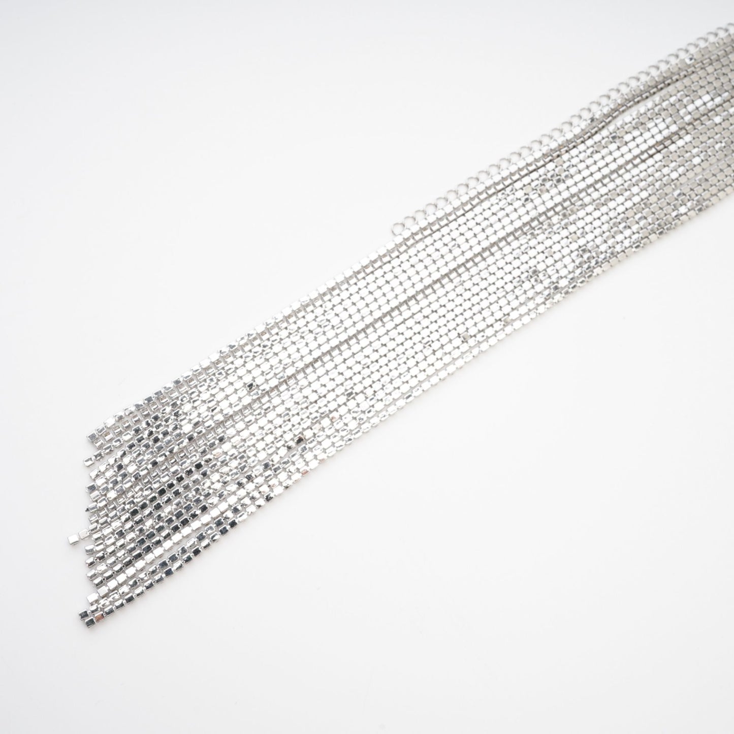 Jeanne Püskül Detaylı Kolye