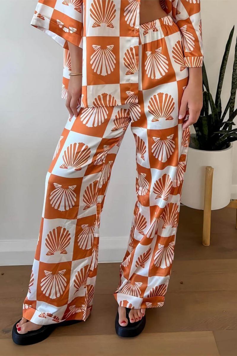 Özel Saten Kabuk Desenli Geniş Paça Pantolon Takımı