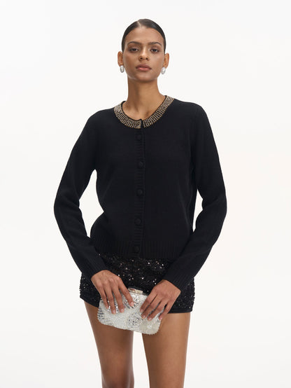 Şık Boncuklu Yün Hırka