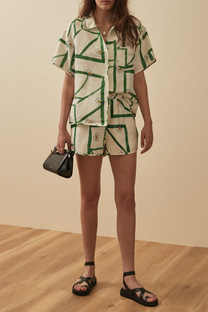Benzersiz Narin Baskılı Gevşek Düğmeli Üst Şort Takım