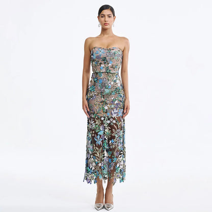 Payet İşlemeli Straplez Elbise - Parıltılı Ve Zarif