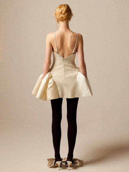 Çiçek İşlemeli Saten Mini Elbise