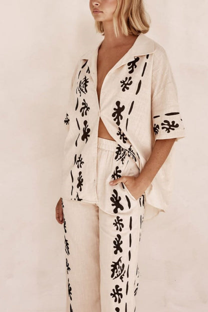 Siyah Baskılı Krem Geniş Paça Pantolon Takım