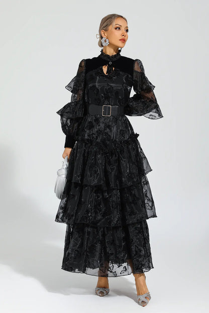 Kadife Çiçeği Siyah Kuşaklı File Uzun Elbise