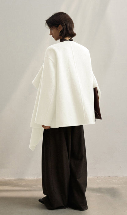 Düz Pelerin Tarzı Palto-Beyaz