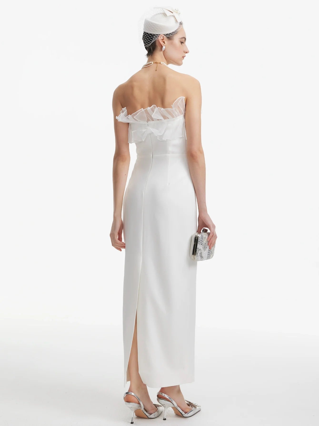 Zarif Omuz Açık Volanlı Elbise