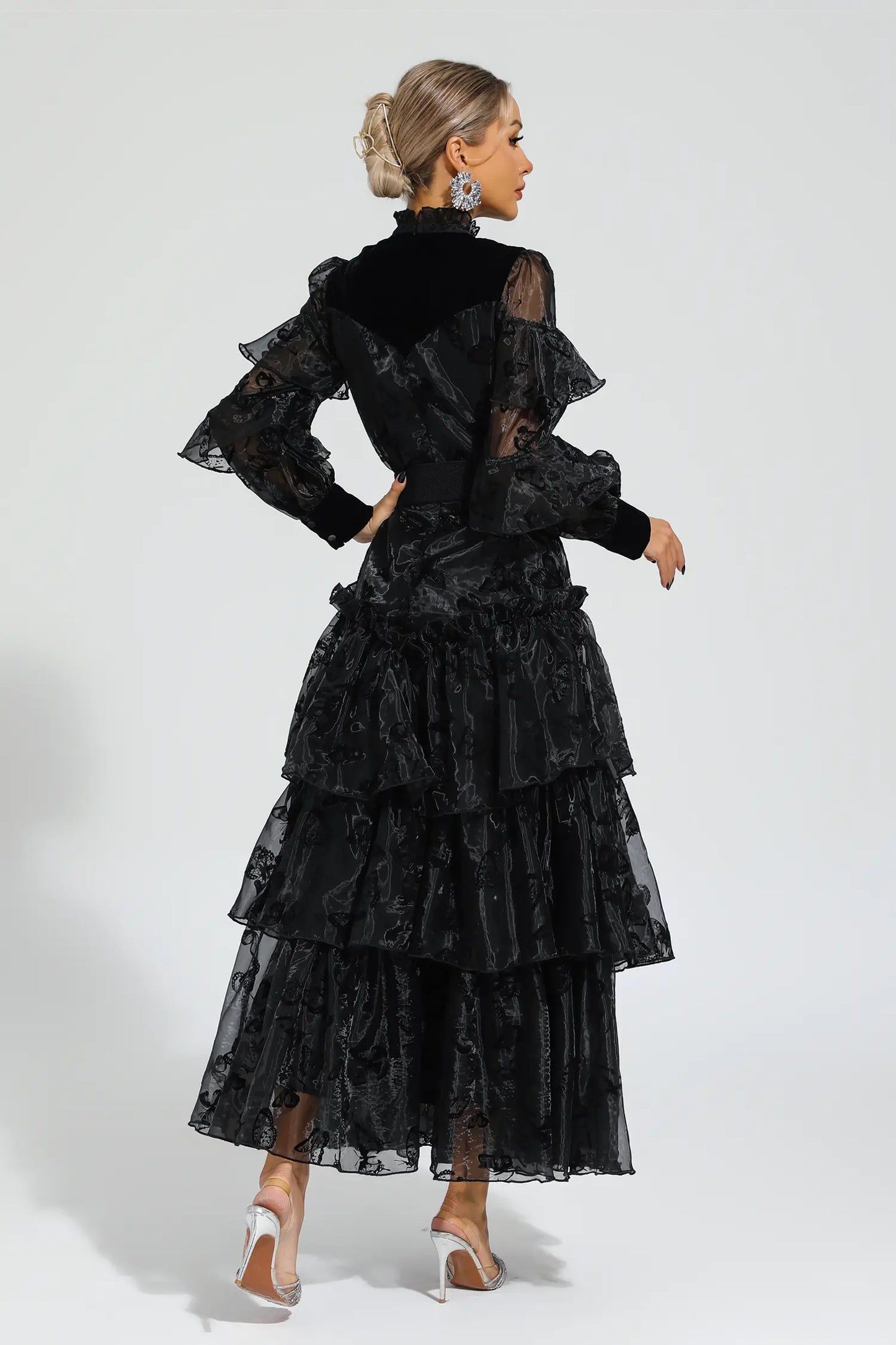 Kadife Çiçeği Siyah Kuşaklı File Uzun Elbise