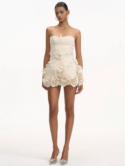 Çiçek Süslü Mini Elbise