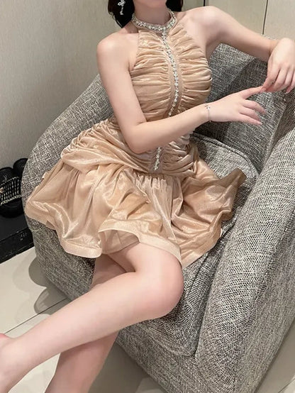 Şık Kıvrımlı Boyundan Bağlamalı Mini Elbise