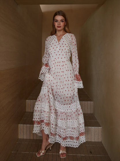 Bohem Çiçek İşlemeli Puantiyeli Uzun Elbise