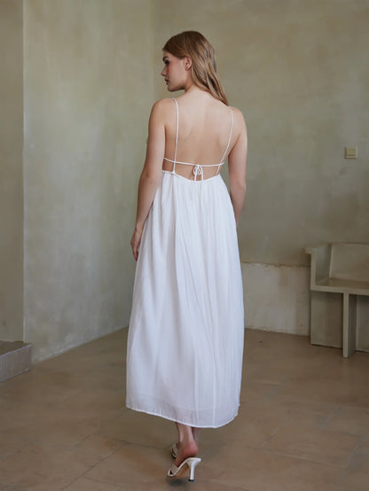 Şık Askılı Çiçek Aplikeli Uzun Elbise