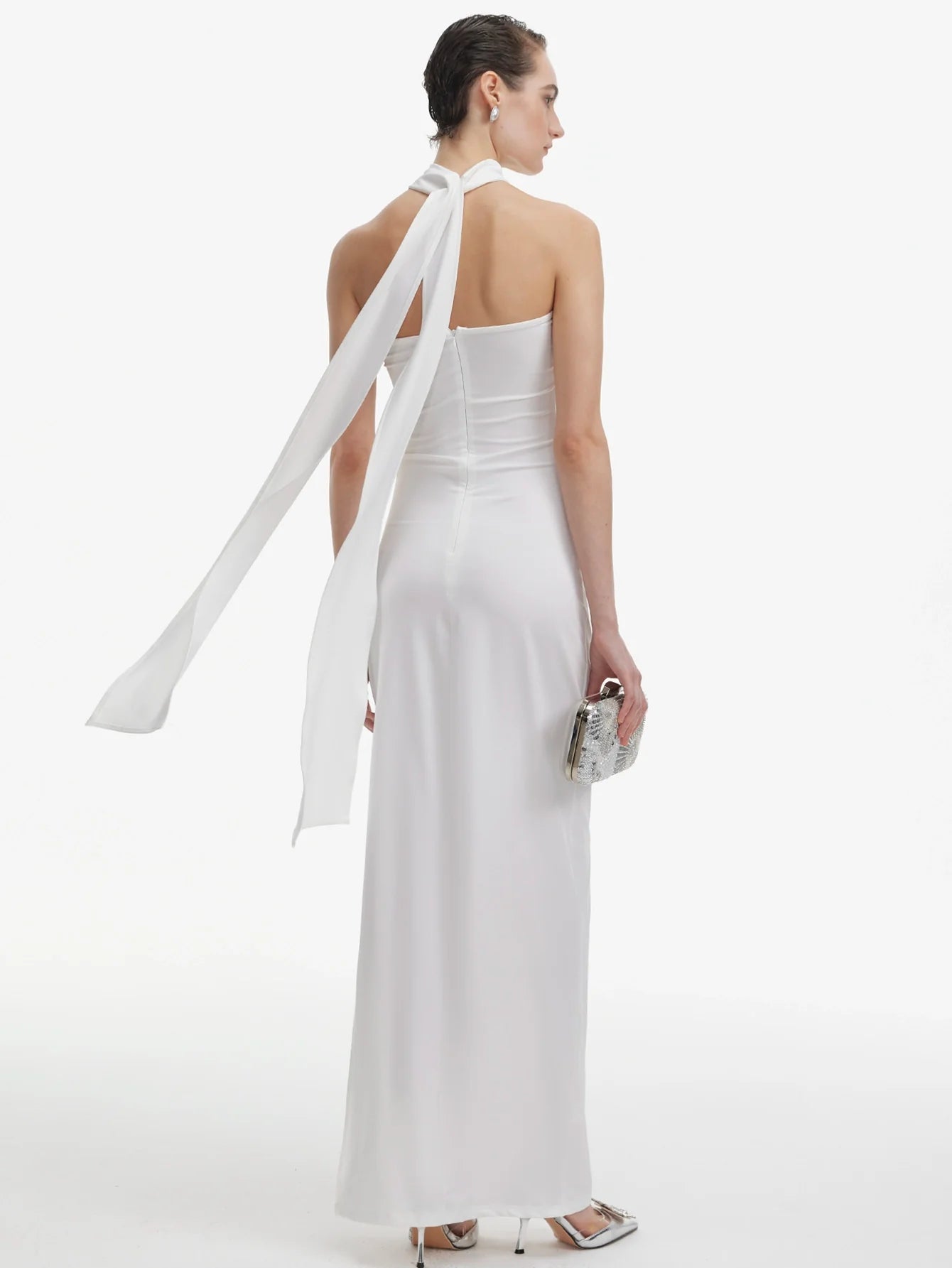 Çiçek Detaylarıyla Boyundan Bağlamalı Yaka Elbise