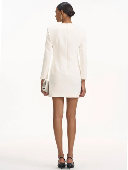 Uzun Kollu Çiçekli İşlemeli Beyaz Mini Elbise