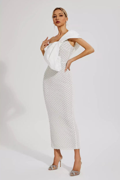 Beyaz İnci Süslü Fiyonklu Uzun Elbise