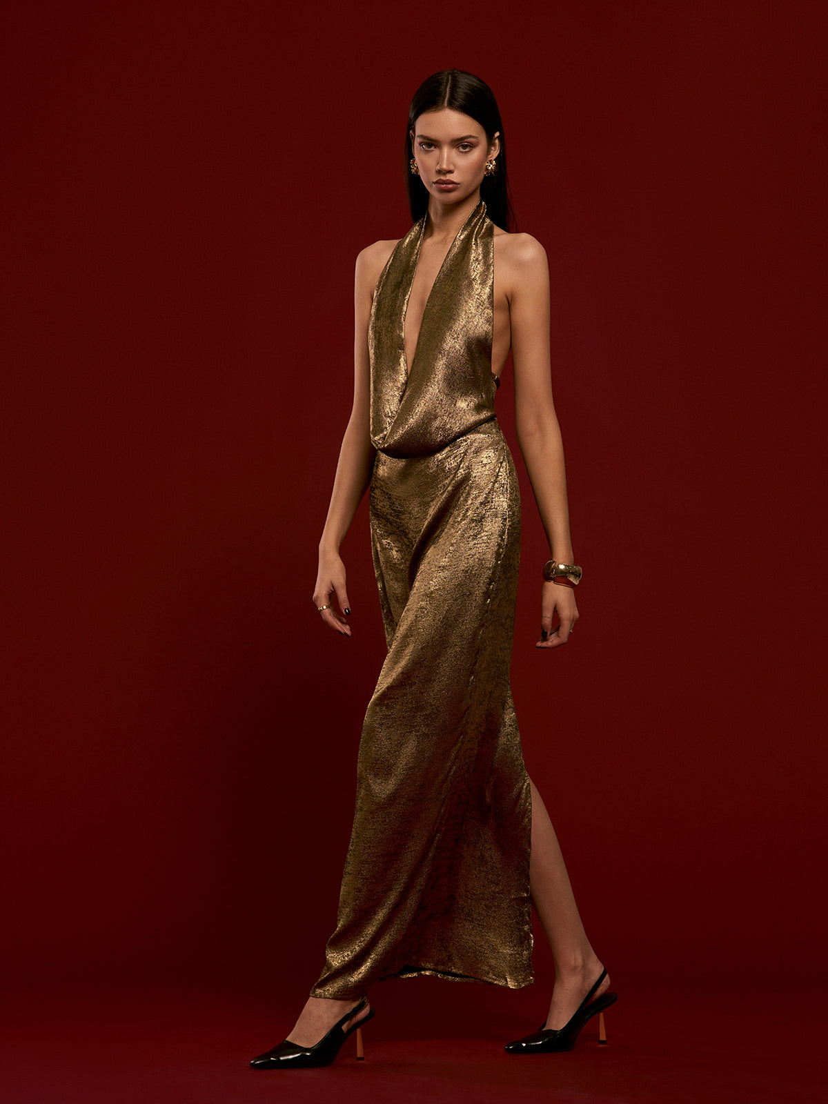 Gisele- Sırtı Açık Dolgulu Askılı Elbise