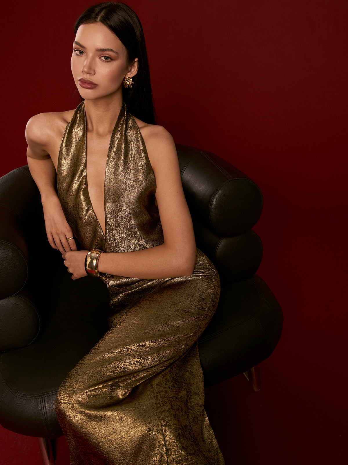 Gisele- Sırtı Açık Dolgulu Askılı Elbise