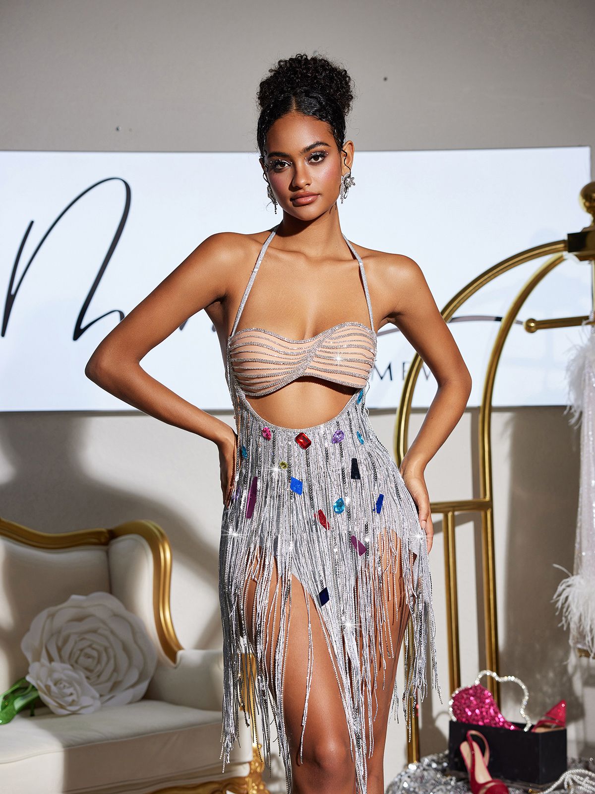 Bach Boyundan Bağlamalı Kristal Zincir Saçaklı Mini Elbise