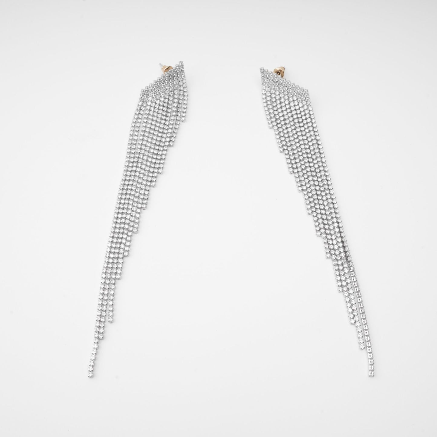 Amaris Gümüş Cilalı Püskül Küpeler