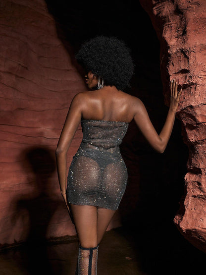 Delfina Kesik Zincir Posta Mini Elbise