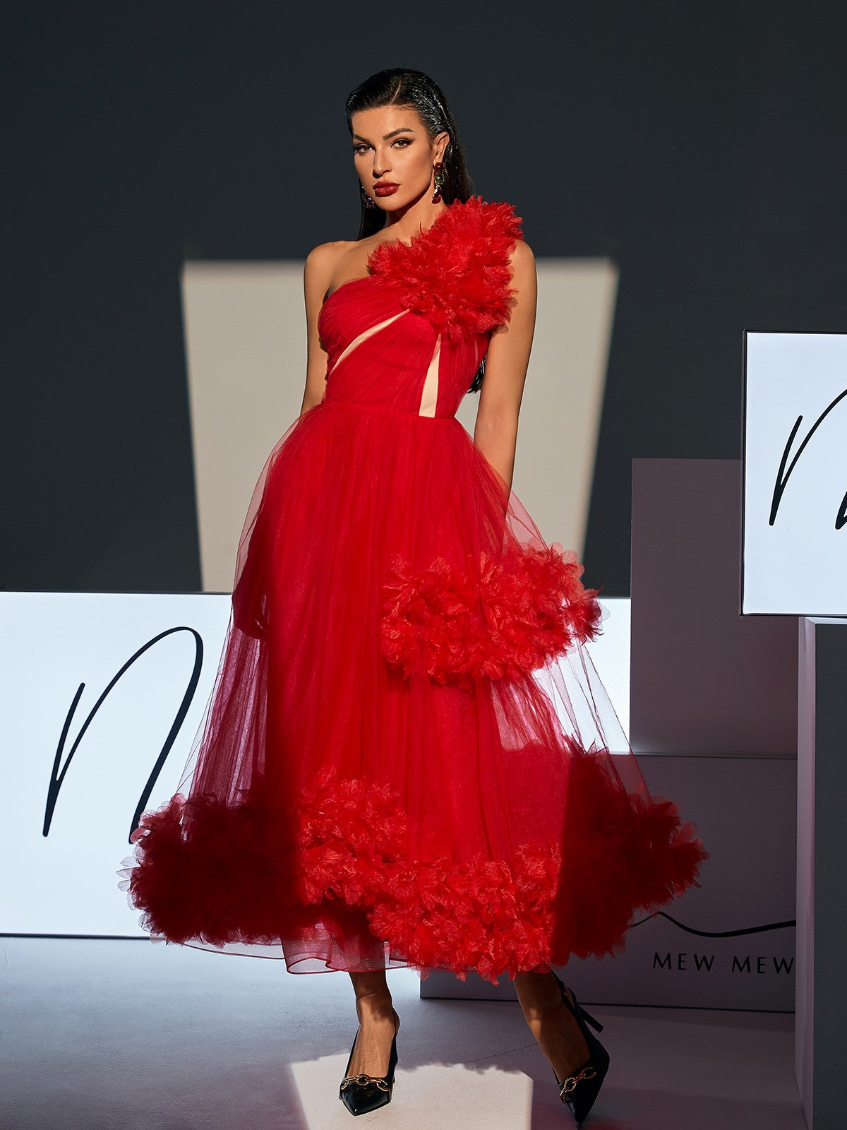 Ghslaine Tek Omuzlu Tül Midi Elbise