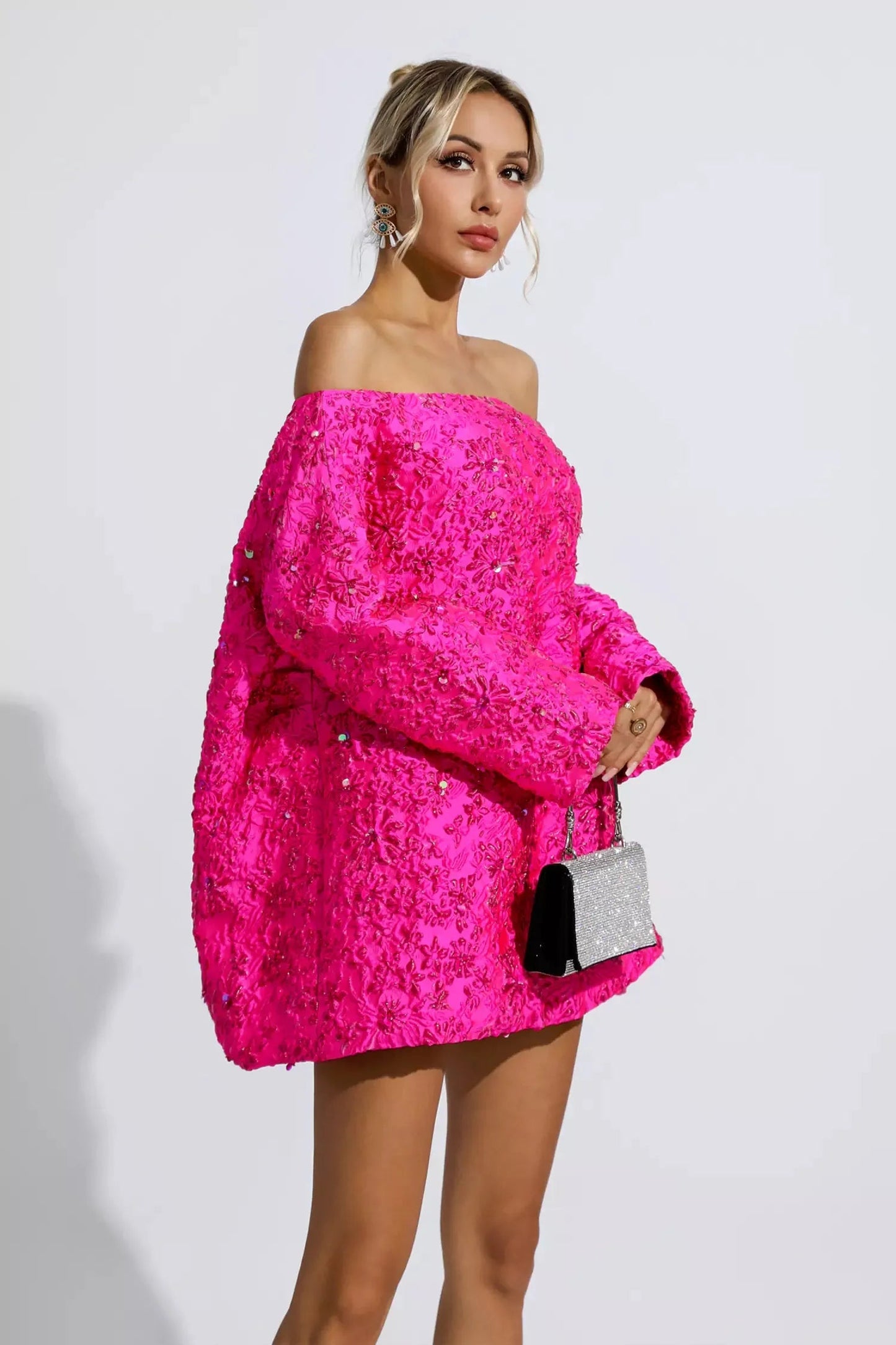 Omuz Açık Pembe Jakarlı Çiçekli Mini Elbise