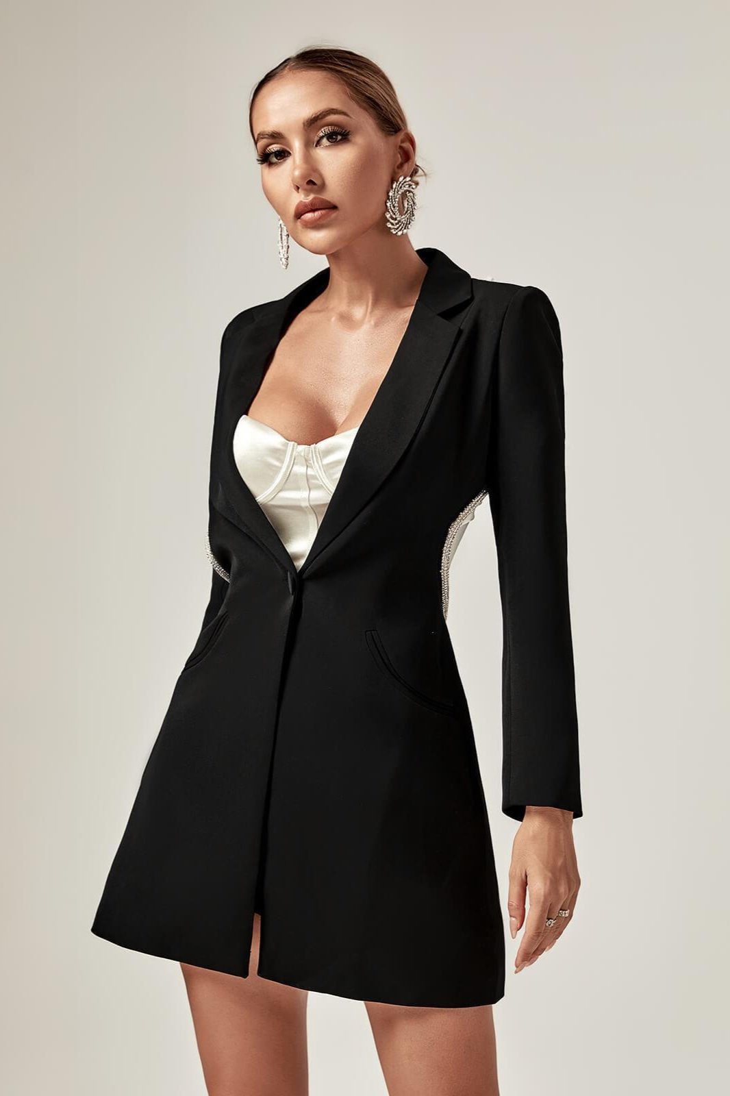 Juno Sırtı Açık Blazer