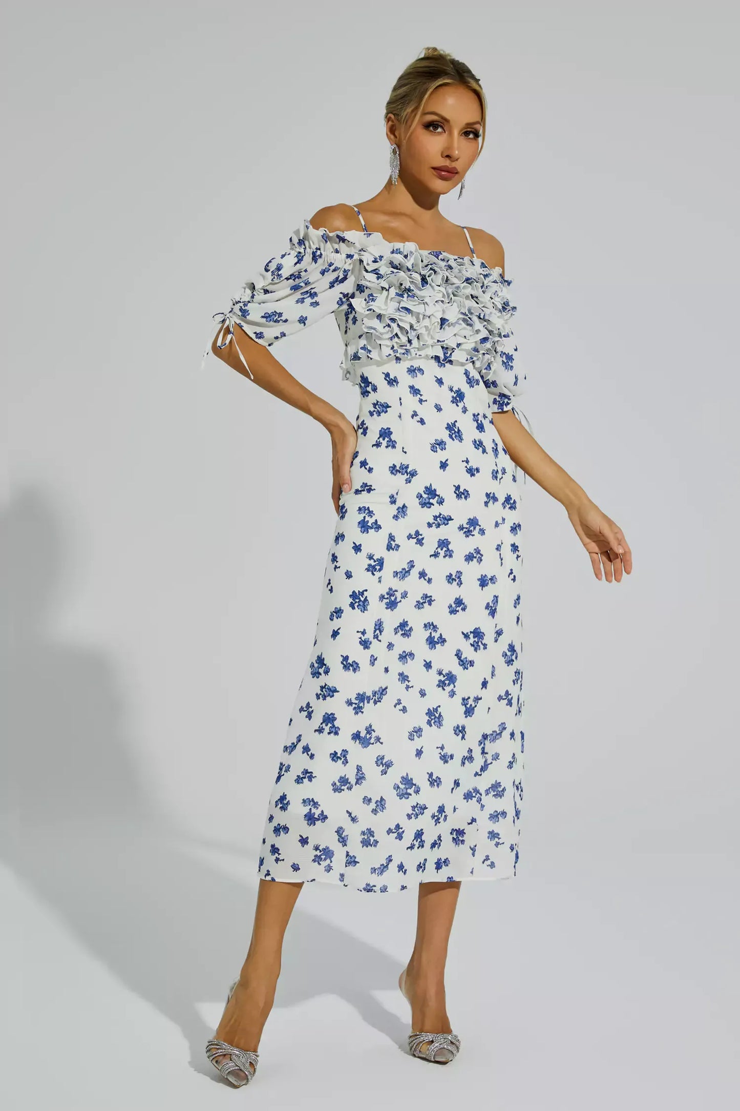 Malory Beyaz Volanlı Slip Uzun Elbise