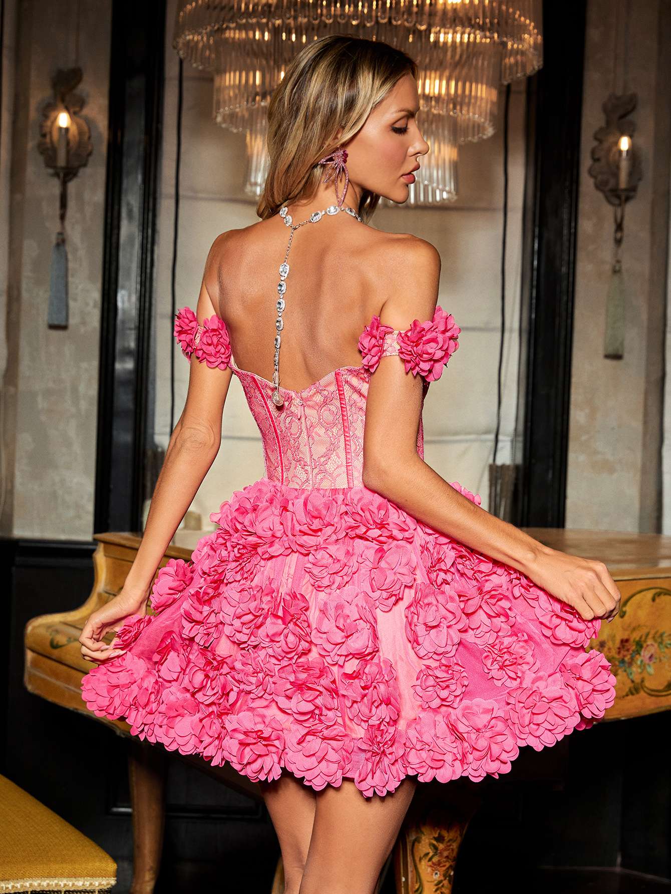 Saathvik Omuz Açık Çiçek Mini Elbise