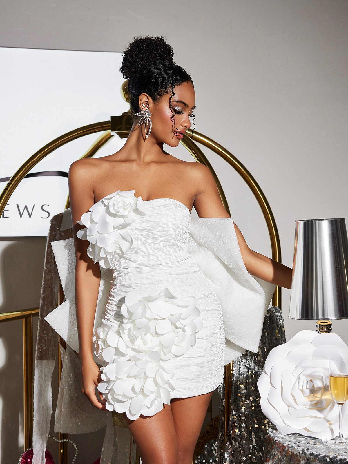 Sophrona Askısız Çiçek Fiyonklu Mini Elbise