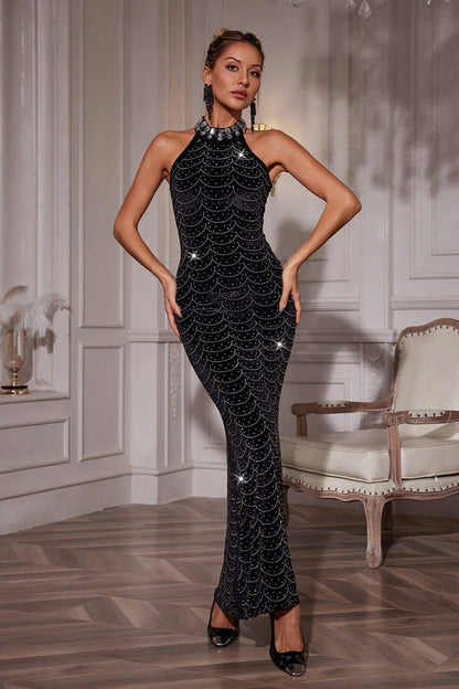 Sunita Boyundan Bağlamalı Kristal Kadife Uzun Elbise