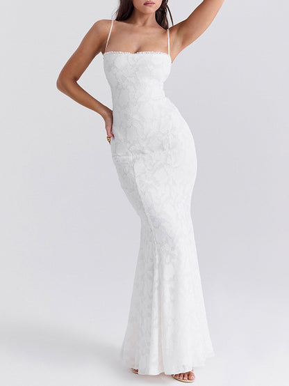 Dantel Jakarlı Bağcıklı Sırtı Açık Uzun Elbiseler