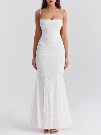 Dantel Jakarlı Bağcıklı Sırtı Açık Uzun Elbiseler