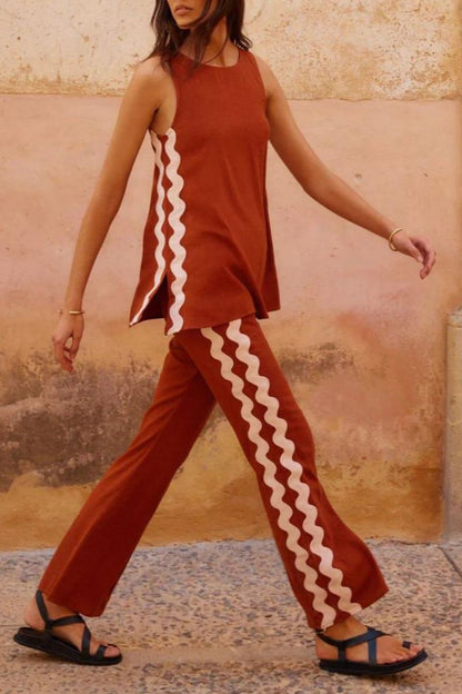 Kolsuz Bol Yırtmaçlı Üst Ve Geniş Paça Pantolon Takımı