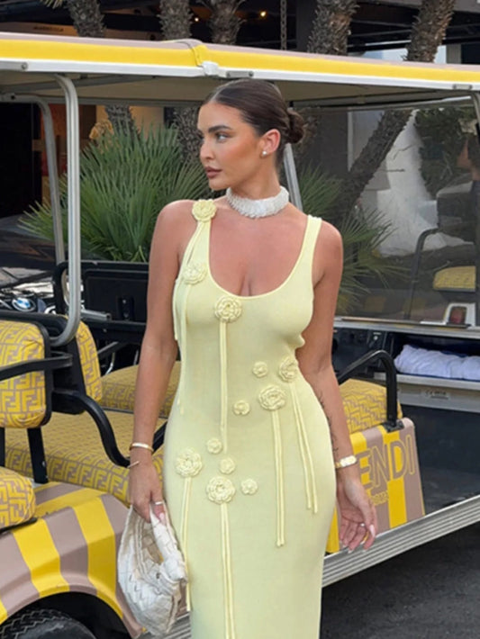 Şık Şifon Çiçek İşlemeli Elbise