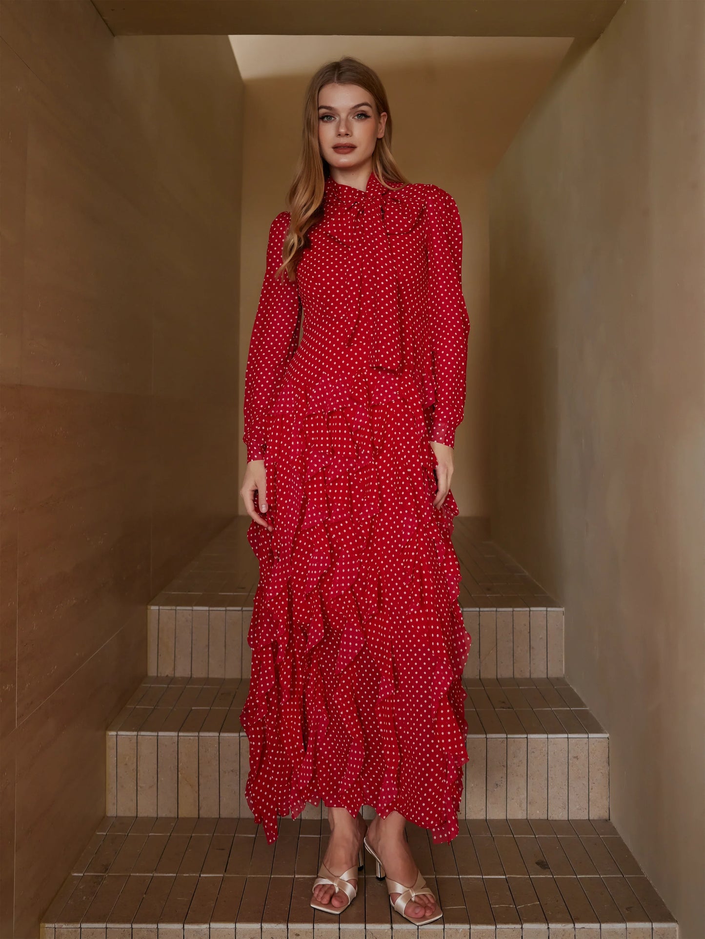 Puantiyeli Katmanlı Uzun Elbise