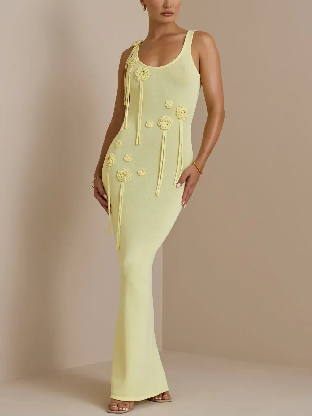 Şık Şifon Çiçek İşlemeli Elbise