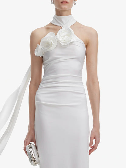 Çiçek Detaylarıyla Boyundan Bağlamalı Yaka Elbise