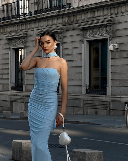 Boyunluklu Ve Maksi Etekli Straplez Korse Üstü Seti