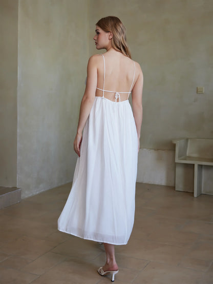 Şık Askılı Çiçek Aplikeli Uzun Elbise